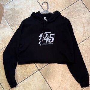 F45 Minneapolis Black Cropped Hoodie